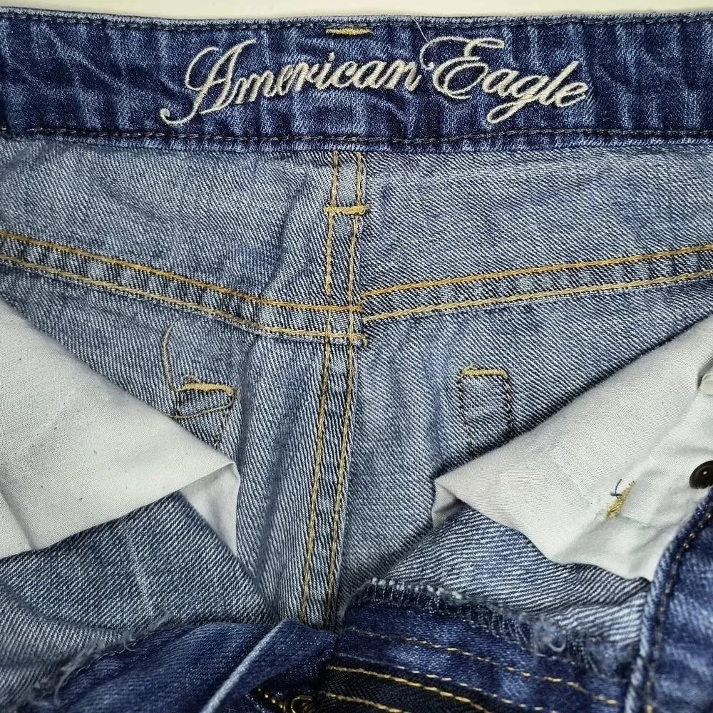 American Eagle Women's Distressed Blue Denim Jean Shorts, 2 - Picture 3 of 9